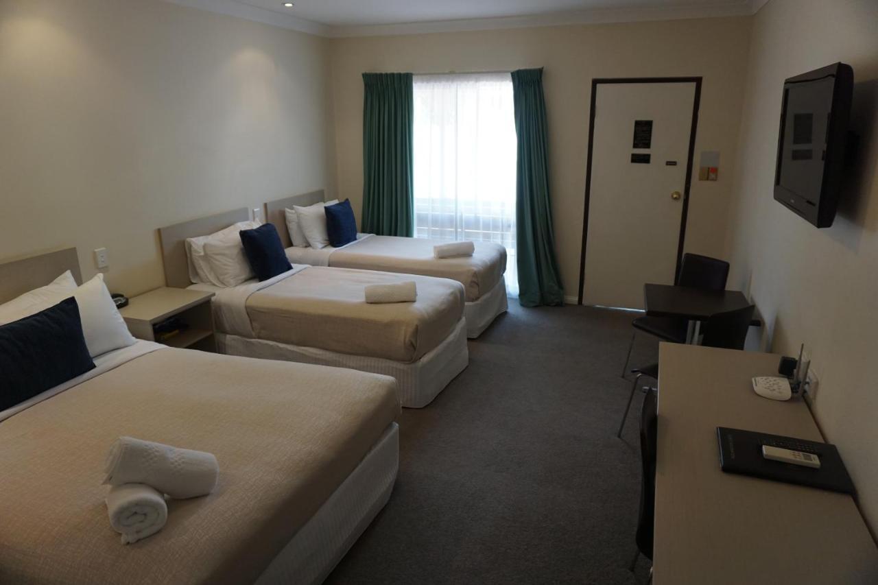 Lincoln Cottage Motor Inn Wagga Wagga Exterior photo