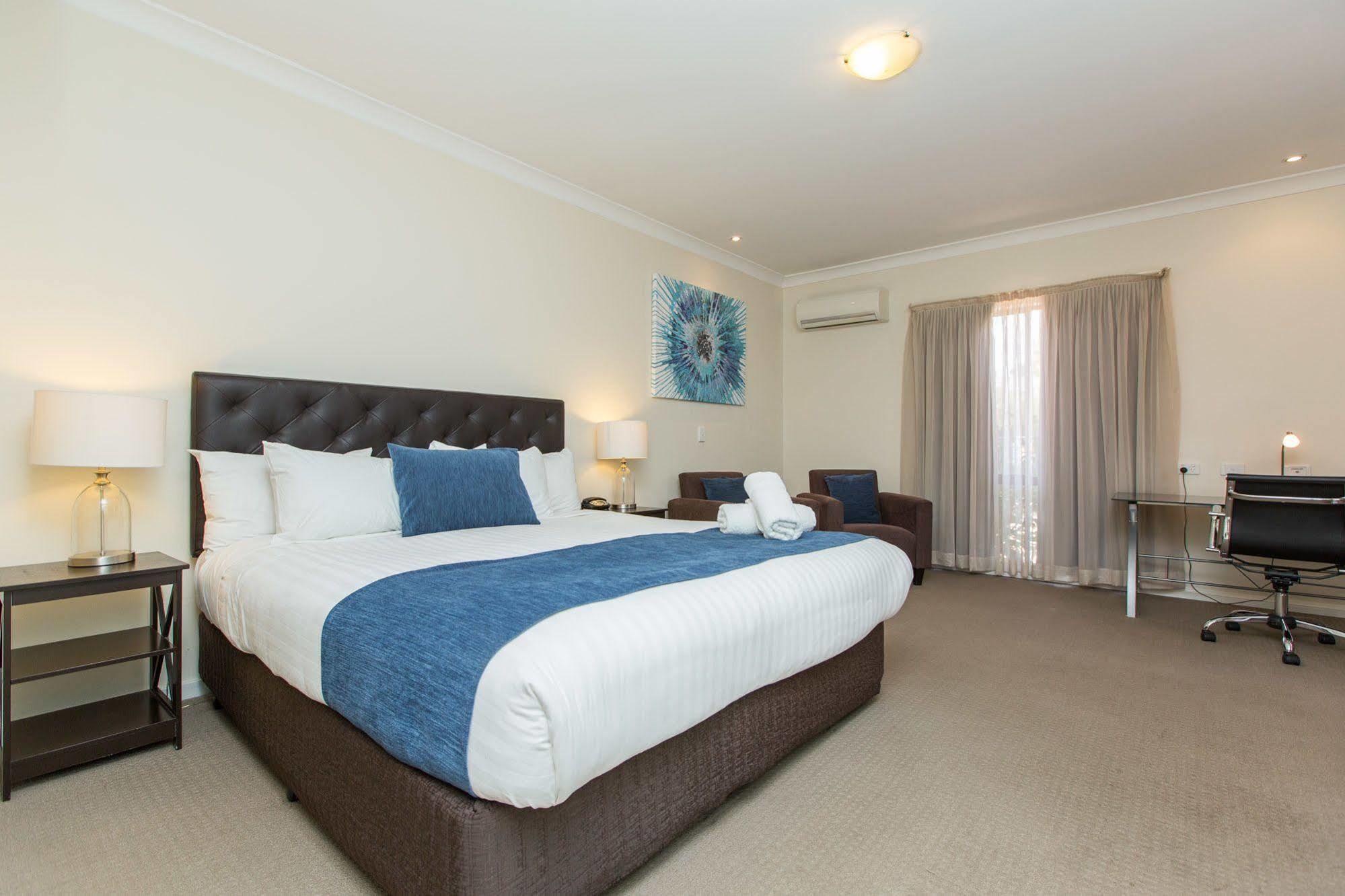 Lincoln Cottage Motor Inn Wagga Wagga Exterior photo